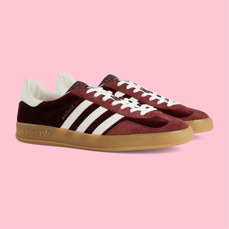 gucci gazelle burgundy.